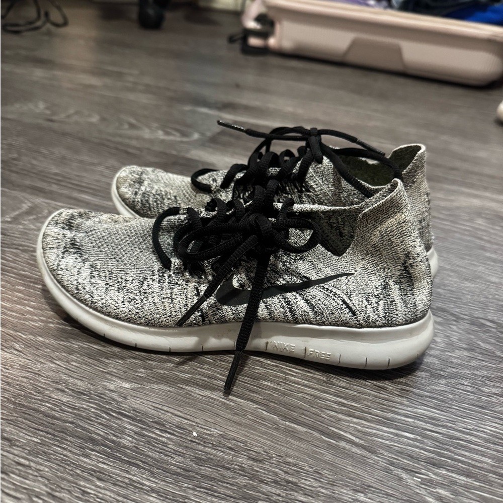 Nike Free Knit Sneakers in Black and White